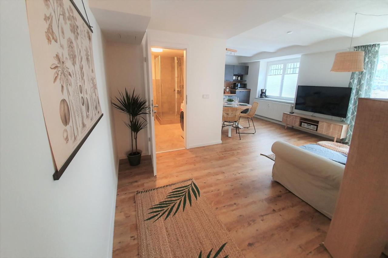 Pb Ferienwohnungen - Fewo 1 - Stilvoll Eingerichtetes Apartment Im Herzen Senftenbergs Dış mekan fotoğraf