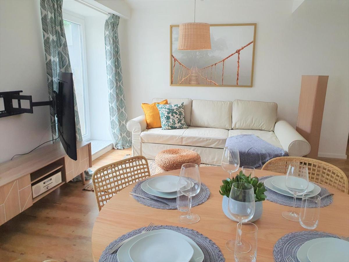 Pb Ferienwohnungen - Fewo 1 - Stilvoll Eingerichtetes Apartment Im Herzen Senftenbergs Dış mekan fotoğraf